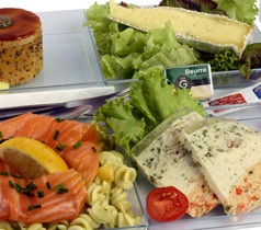 Les plateaux repas servis au travail en plein boom
