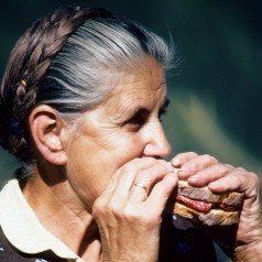 Les seniors comblent leurs besoins nutritionnels grâce au plaisir de manger