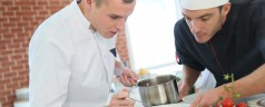 Vous aimez la cuisine… Faites-en votre métier !