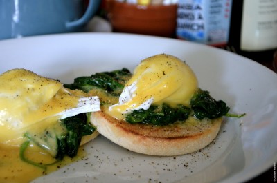 1 - EGGS FLORENTINE