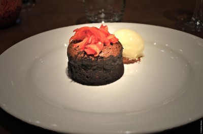 2 - HOT OCUMARE SINGLE ESTATE CHOCOLATE FONDANT WITH WHITE CHOCOLATE ICE-CREAM