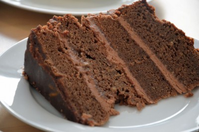 7 - SLICE OF CHOCOLATE ORANGE CAKE